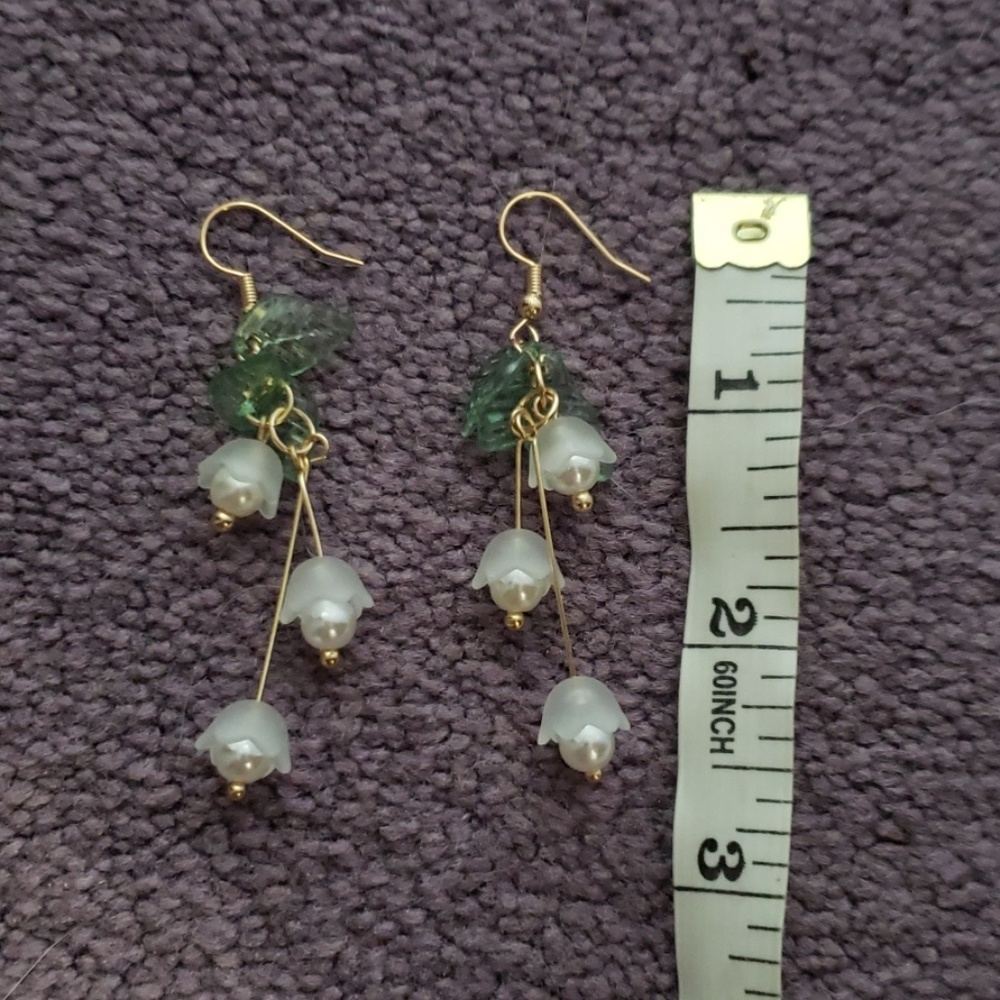 Flower hanging earrings pink and white handmade - Picture 2 of 2